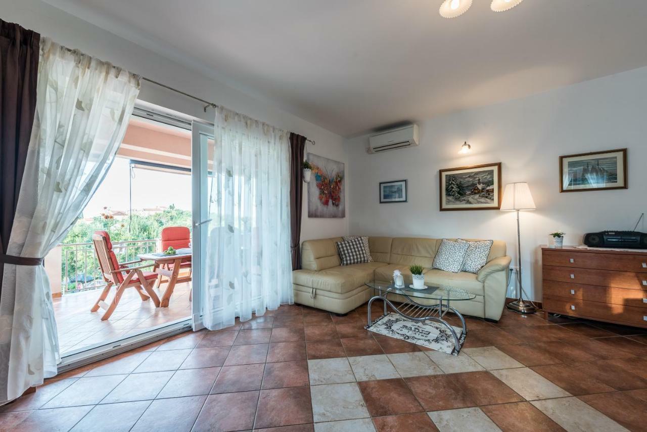 Apartments Jelavic Sutomiscica 외부 사진