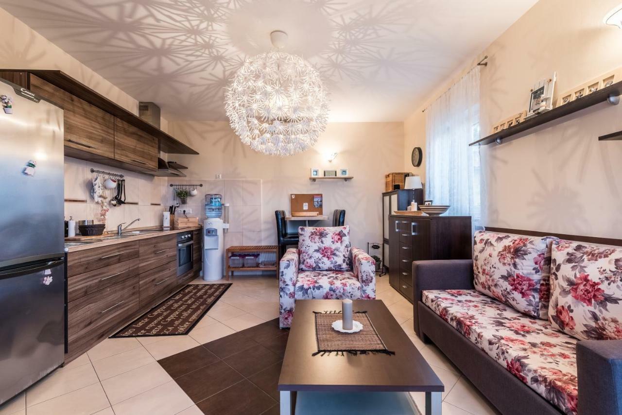 Apartments Jelavic Sutomiscica 외부 사진
