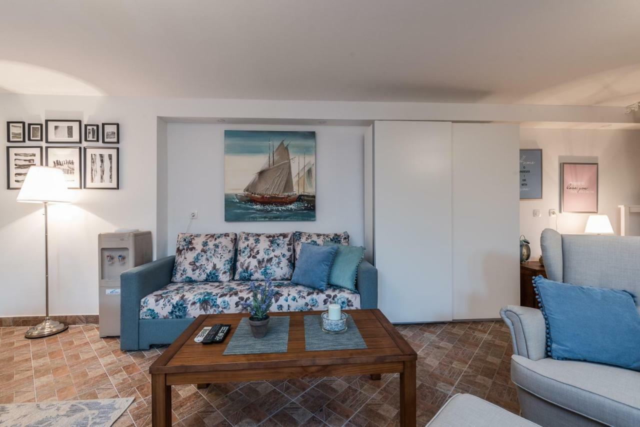 Apartments Jelavic Sutomiscica 외부 사진